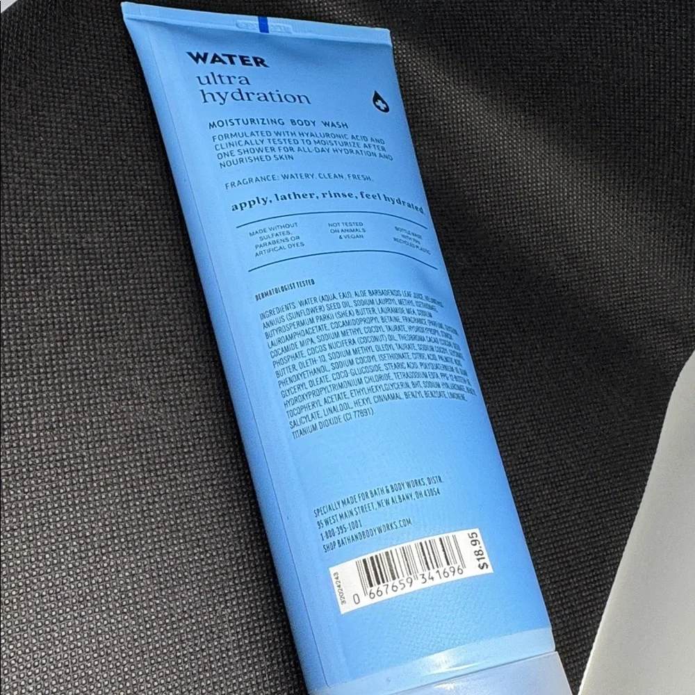 New Water‎ Ultra Hydration With Hyaluronic Acid
Moisturizing Body Wash - Picture 3 of 3
